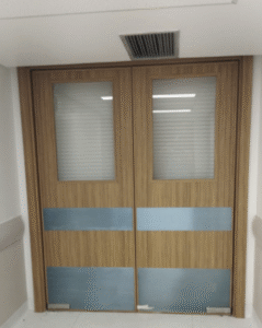 portas para isolamento hospitalar